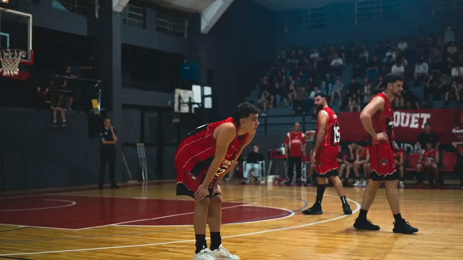 Cordeiro, Arca y Zulberti, protagonistas de Independiente. (Foto de prensa Independiente).