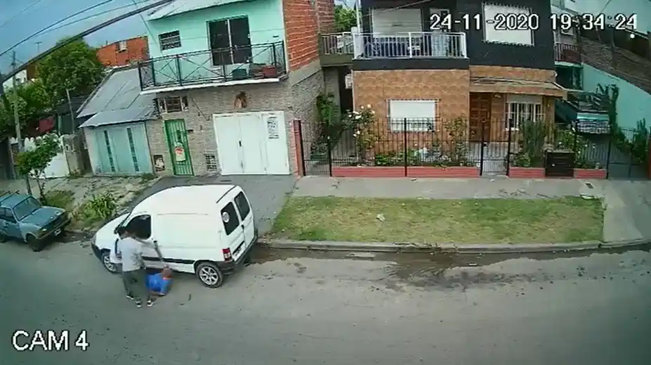 Brutal asalto a un heladero de 72 años en La Matanza: No se resistió pero igual lo golpearon para robarle la camioneta