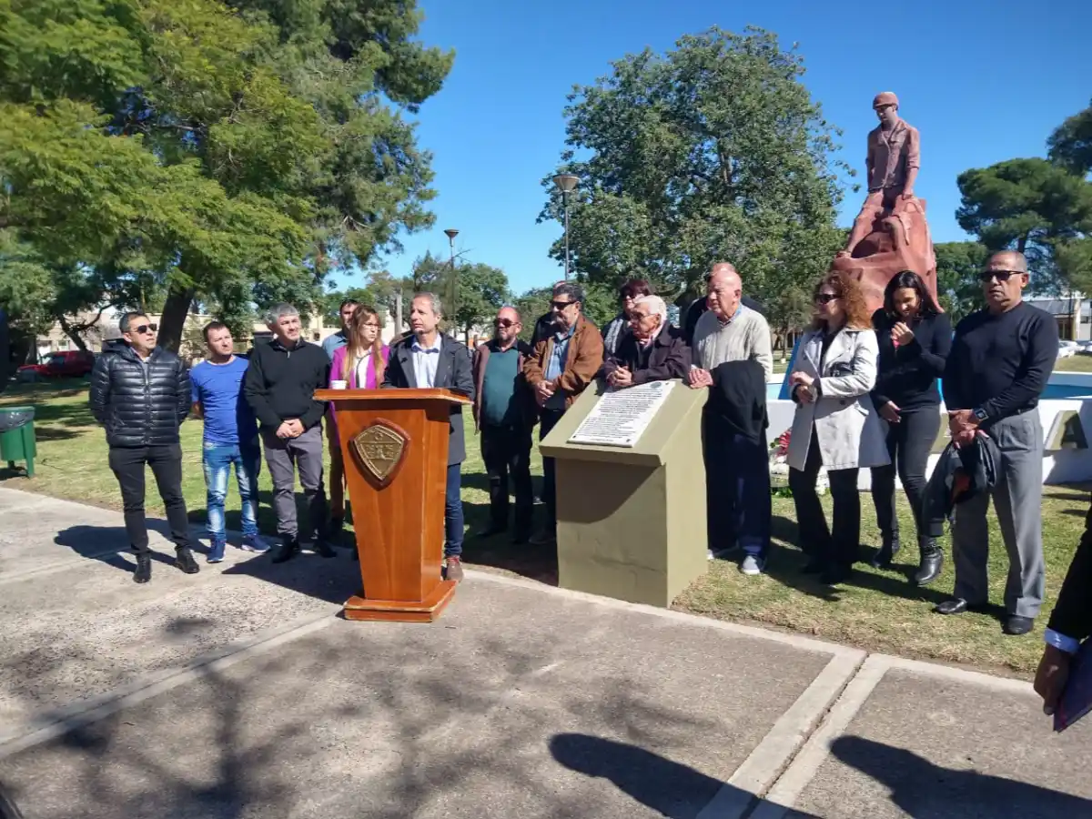 Bernarte destacó el "gen del trabajo y el progreso" que tiene San Francisco