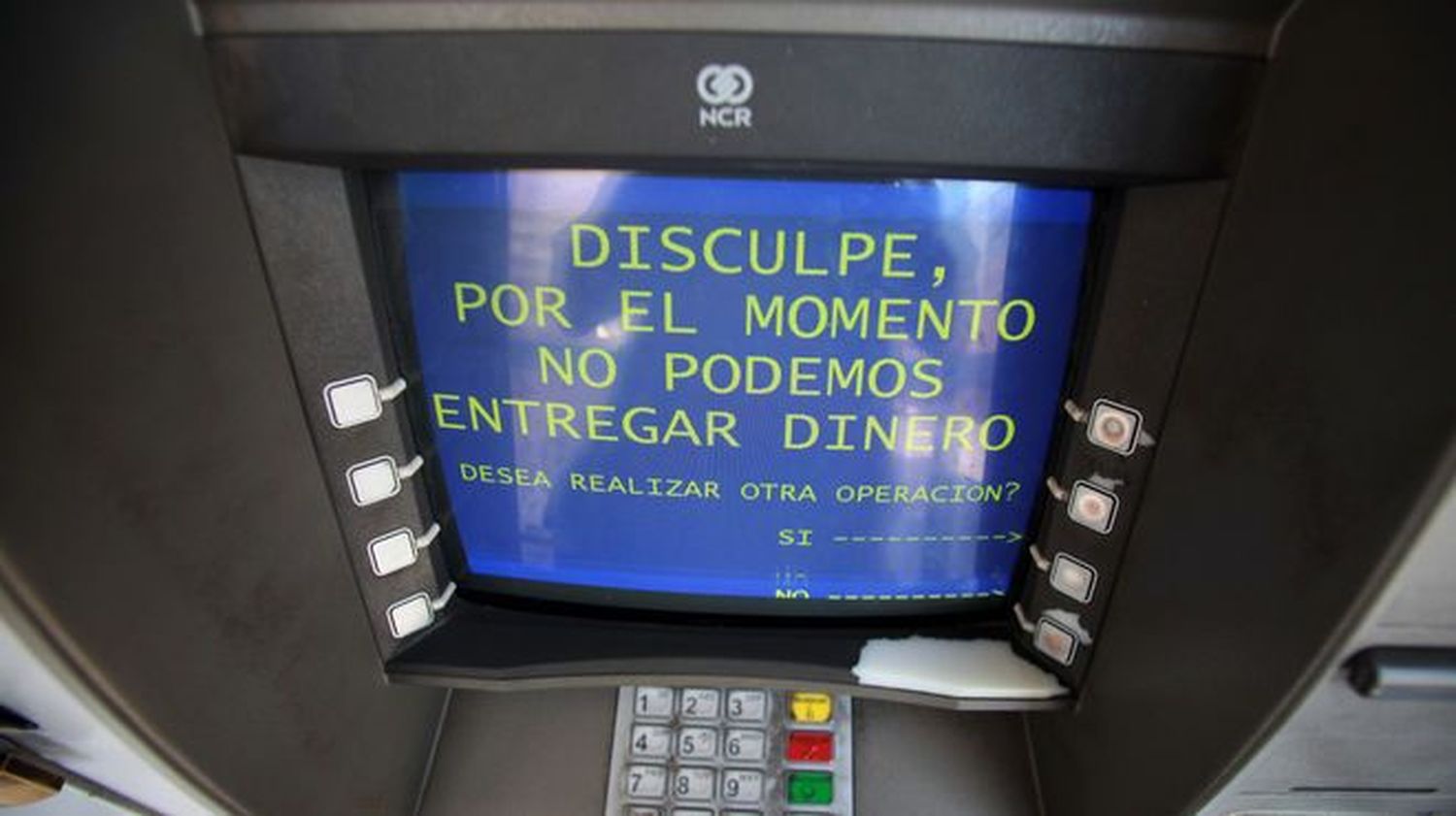Cómo sacar dinero con tarjeta si los cajeros quedan vacíos