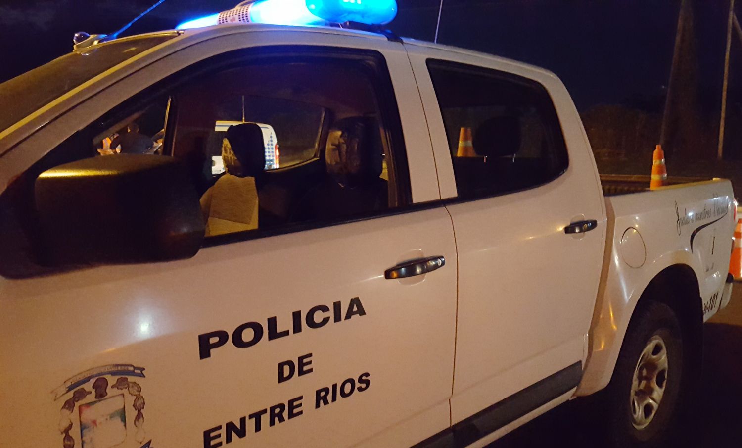 Tres delincuentes armados asaltaron y maniataron en su casa a un jubilado entrerriano