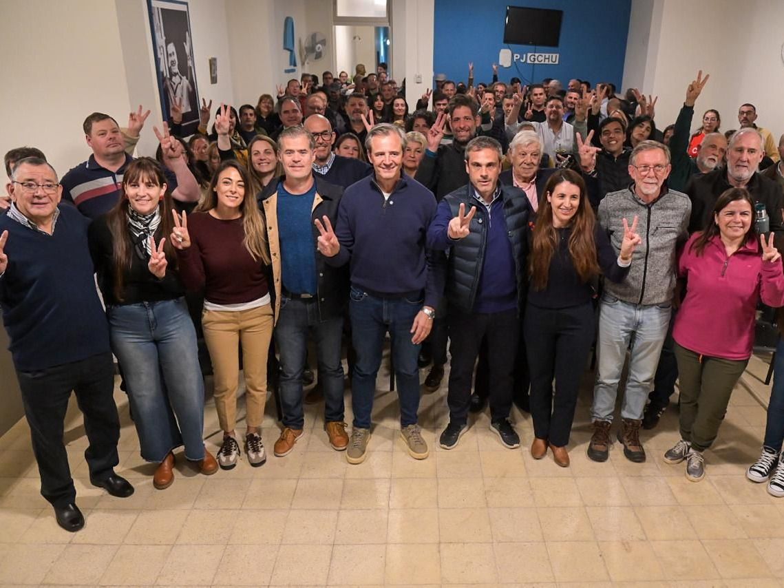 Michel y Bahl encabezaron un encuentro del peronismo de Gualeguaychú junto a Martín Piaggio