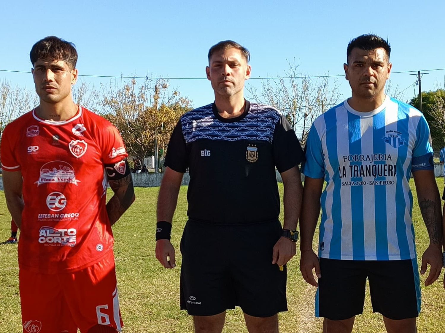 Las Palmeras y Mitre empataron 1 a 1 en Río Tala.