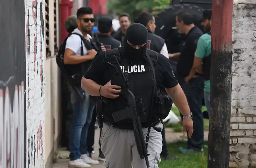 Por una causa de drogas licencian a un empleado del Ministerio de Seguridad