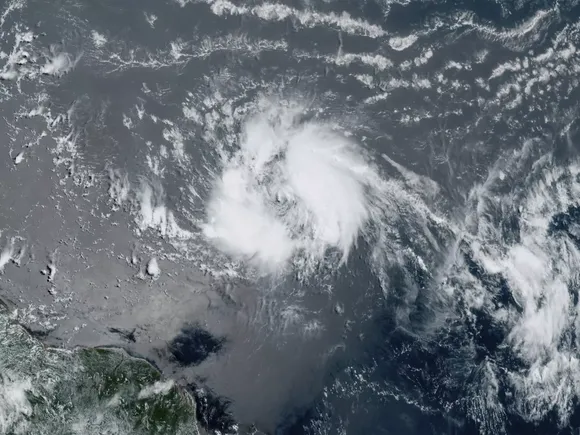 ¡LLUVIAS! COLETAZO DE LA TORMENTA BRET podría sentirse la noche del #21Jun