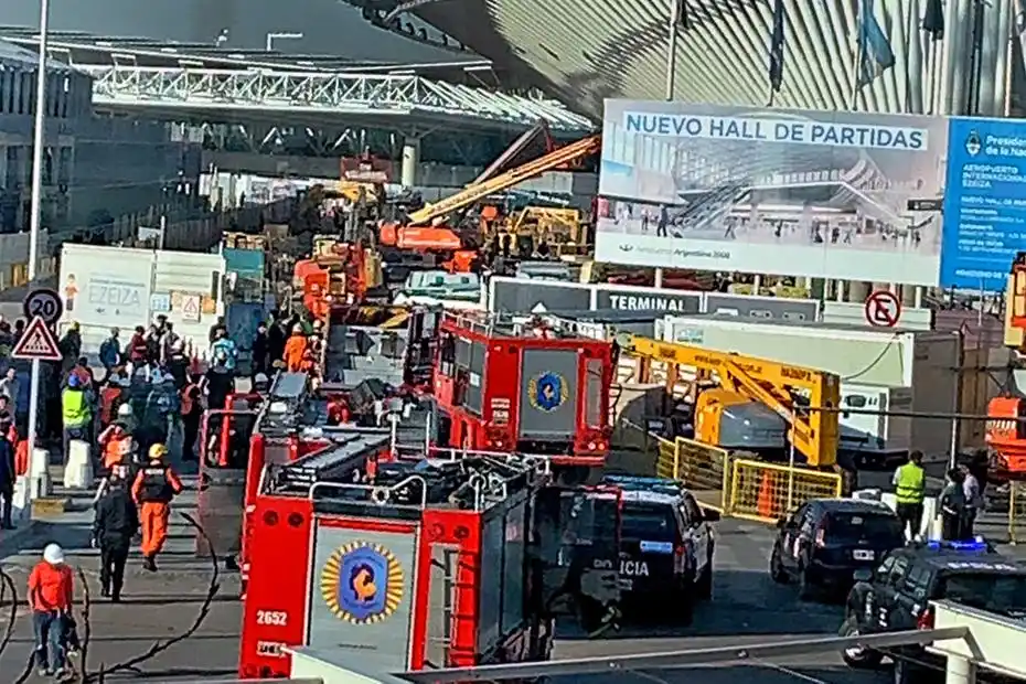 Derrumbe en Ezeiza: al menos un muerto