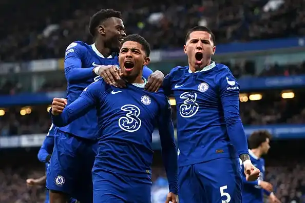 Wesley Fofana y Enzo Fernández.