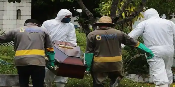 Con casi 60.000 muertos por COVID-19, Brasil prorroga cierre de fronteras por 30 días