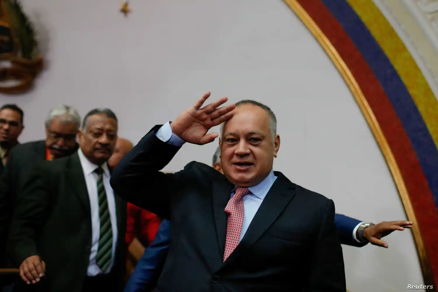 Cabello en Venezuela y Áñez en Bolivia: COVID-19 alcanza a políticos latinoamericanos