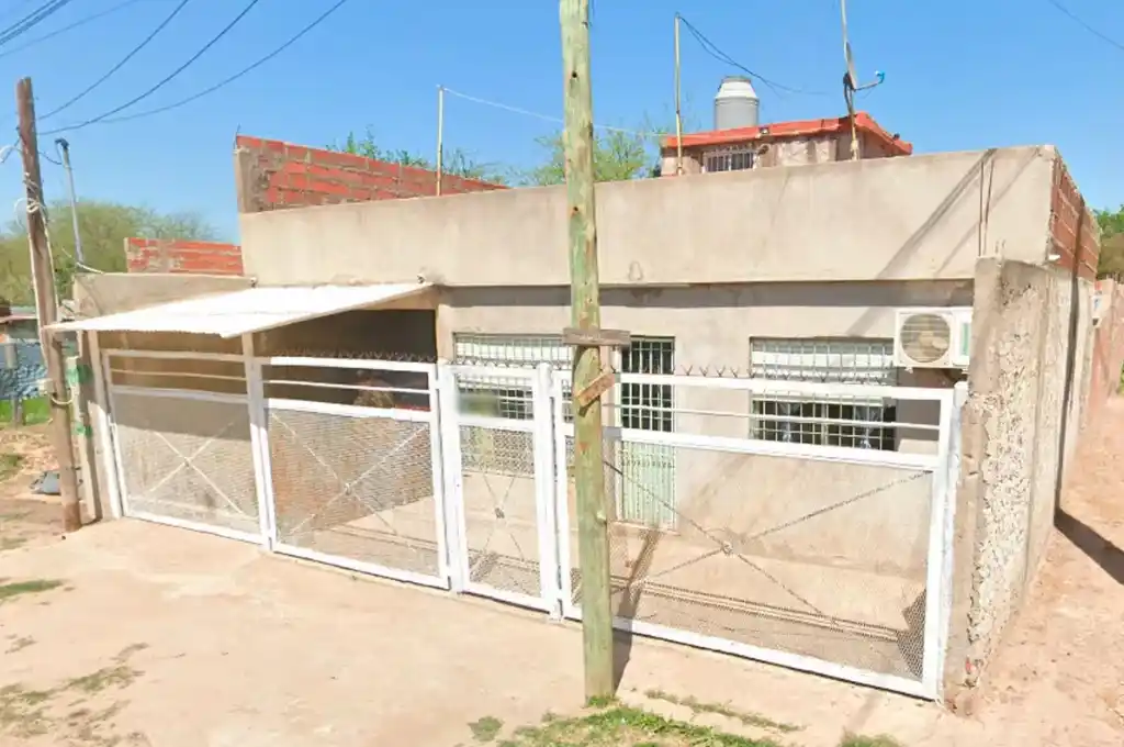 La vivienda ubicada en calle Isabel de Barnes y Monte Dinero.