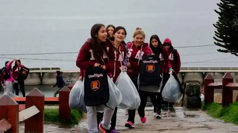 Arribaron los primeros 200 egresados a Bariloche: hay un grupo de entrerrianos