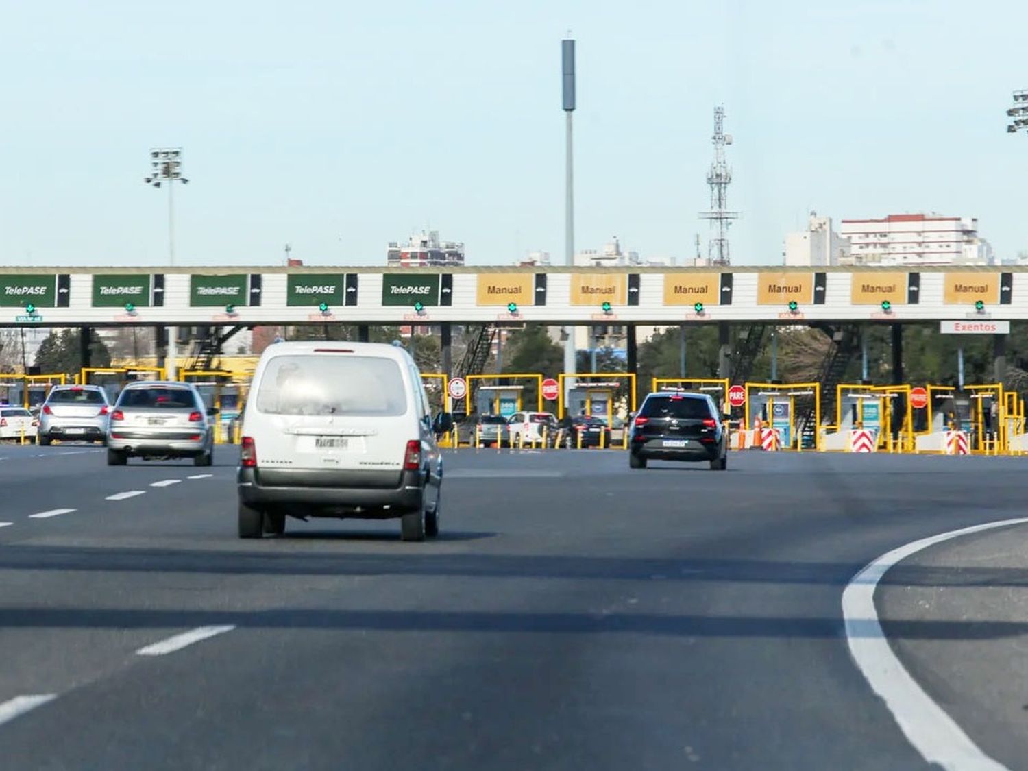 Peajes más caros para el verano: aumentan las tarifas entre CABA-La Plata y la Costa Atlántica