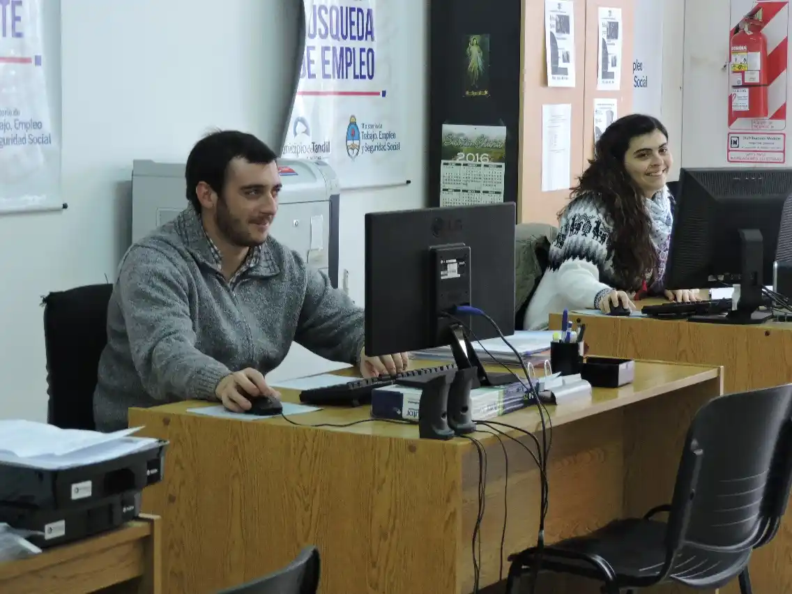 200 personas consiguieron trabajo genuino mediante la Oficina de Empleo