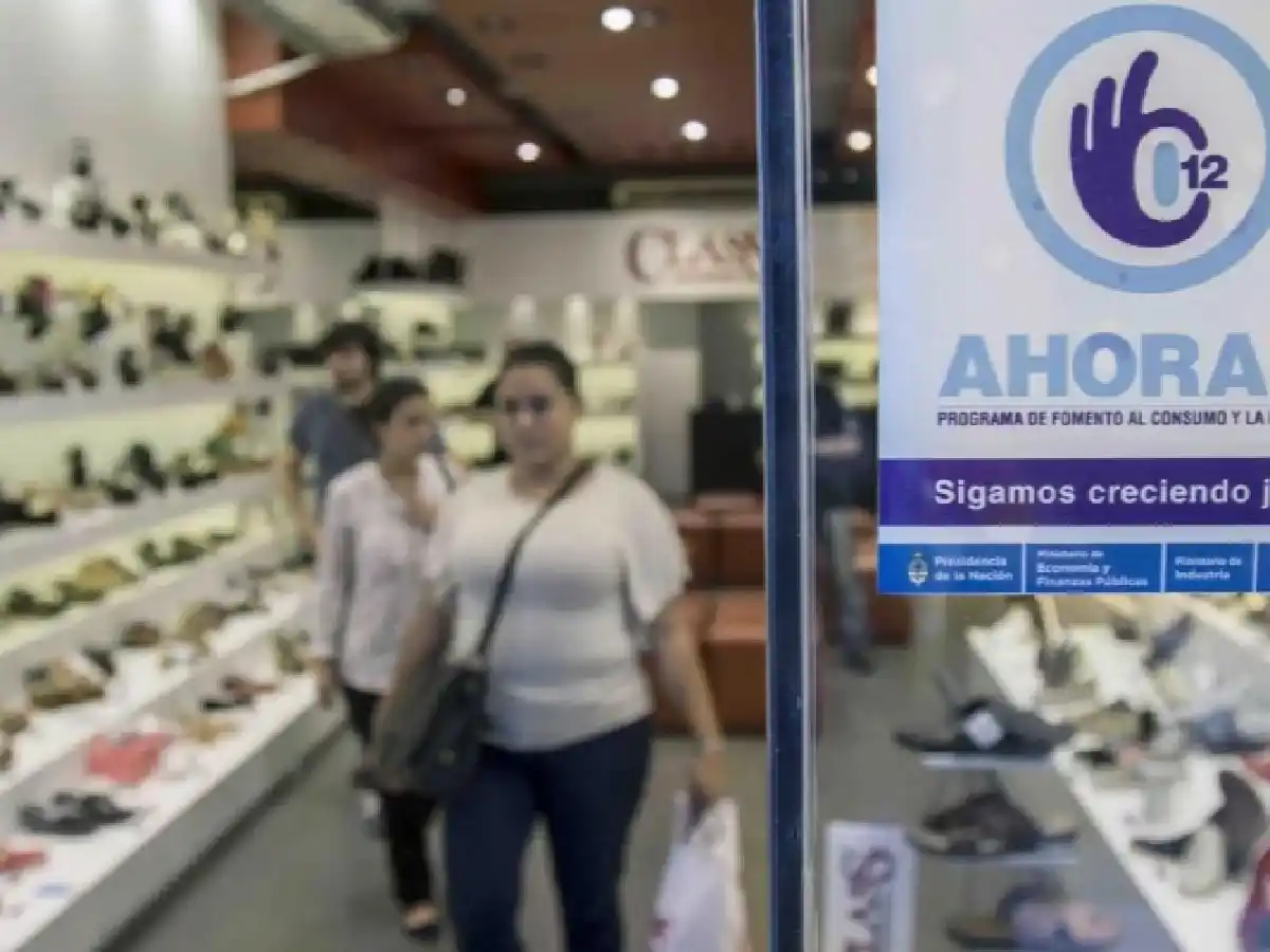 El Gobierno amplía el plan Ahora 12 para incentivar el consumo de cara a las PASO