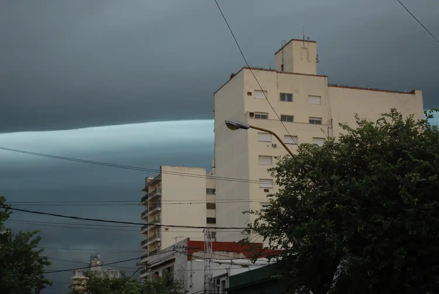 Rige un alerta meteorológico para el centro y sur de Santa Fe