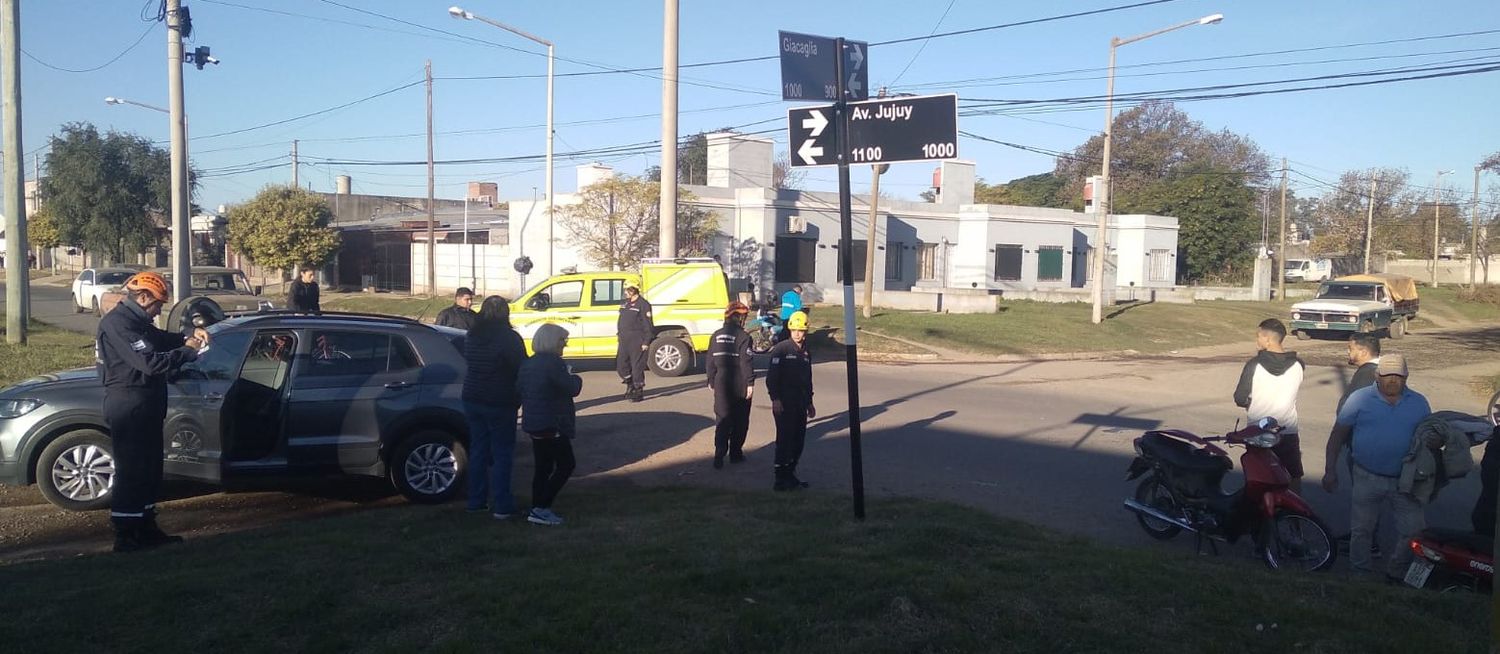 El accidente fue en inmediaciones de Giacaglia y Jujuy. Crédito: Bomberos de Venado Tuerto.