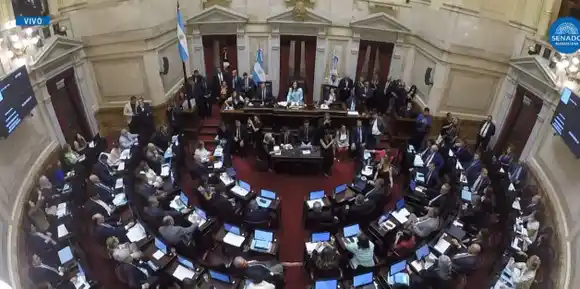 Kueider: el Senado aprobó por amplia mayoría la expulsión del legislador detenido en Paraguay