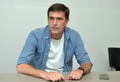 Para Iparraguirre, “estamos quemando el último cartucho de la historia” y el país necesita a Massa