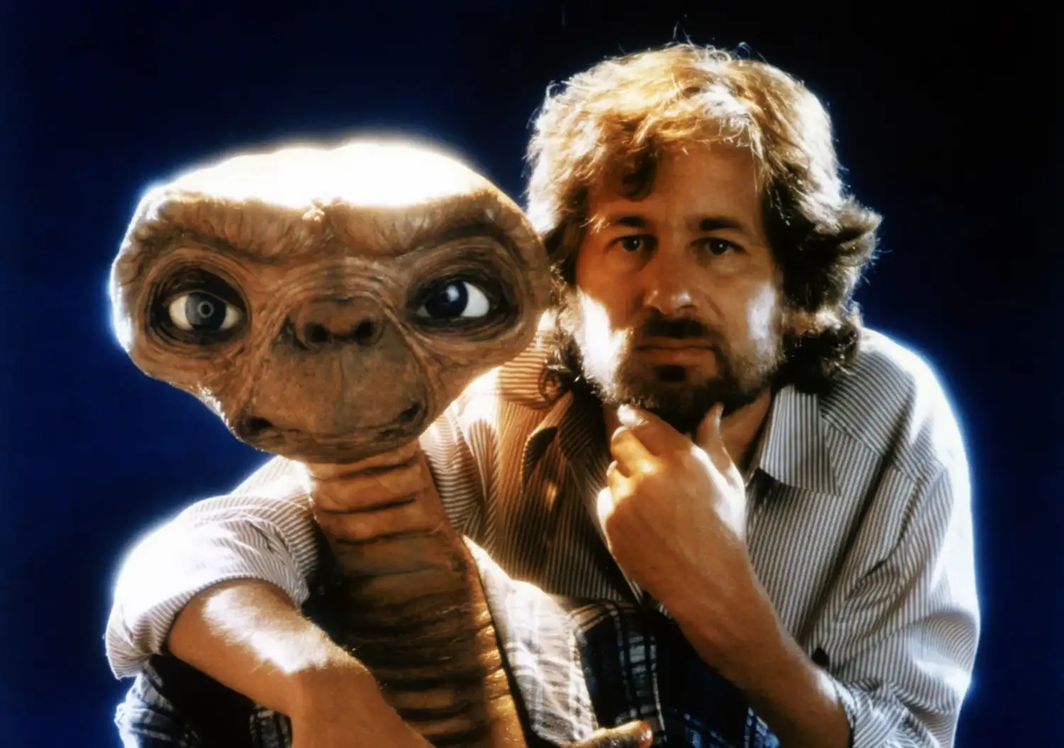 Spielberg estrenó "ET" en 1982, la película que definiría el cine juvenil de esa década.