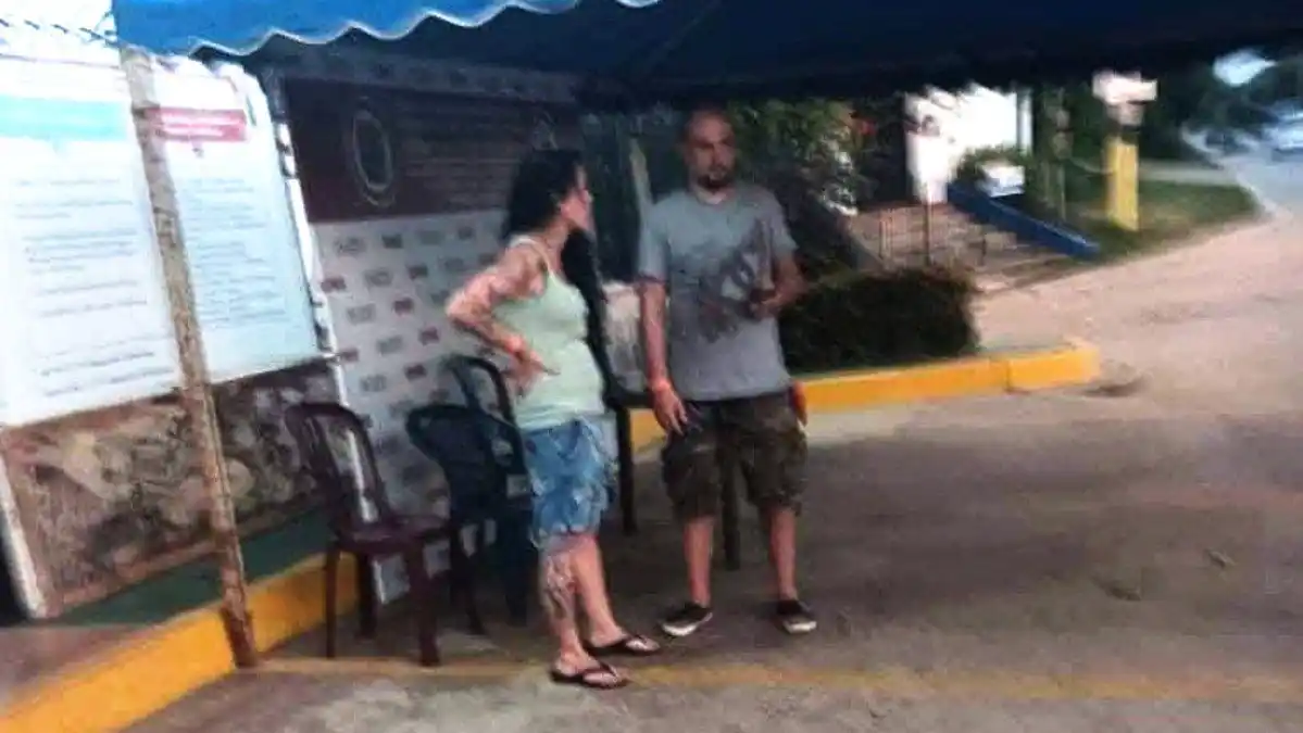 ¡CITA ROMÁNTICA TRUNCADA! Con escopetas robaron a pareja de rusos en Margarita