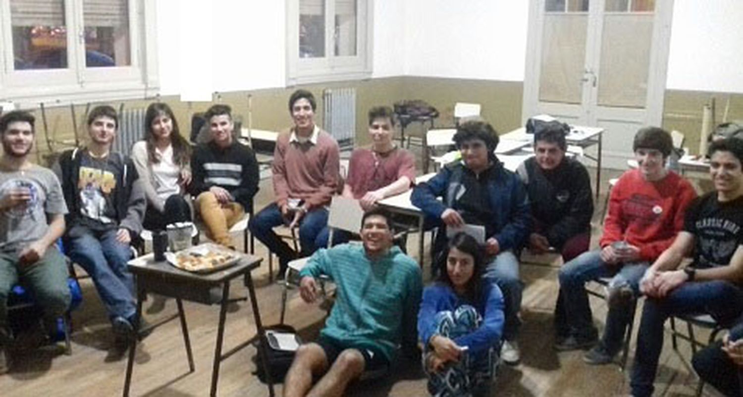 Asambleas para ampliar la participación estudiantil