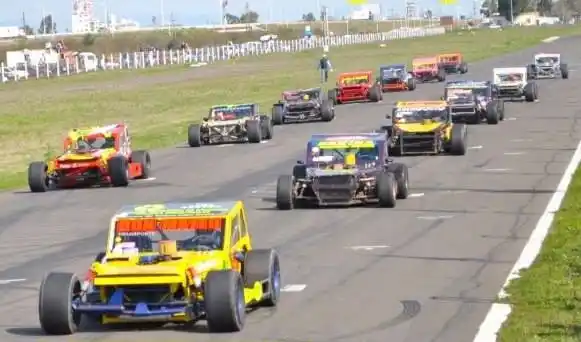 El TC del Litoral inició la temporada con éxito