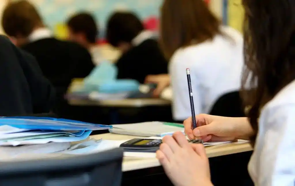 Plan FinEs: más de 5.300 estudiantes ya se inscribieron para terminar la secundaria