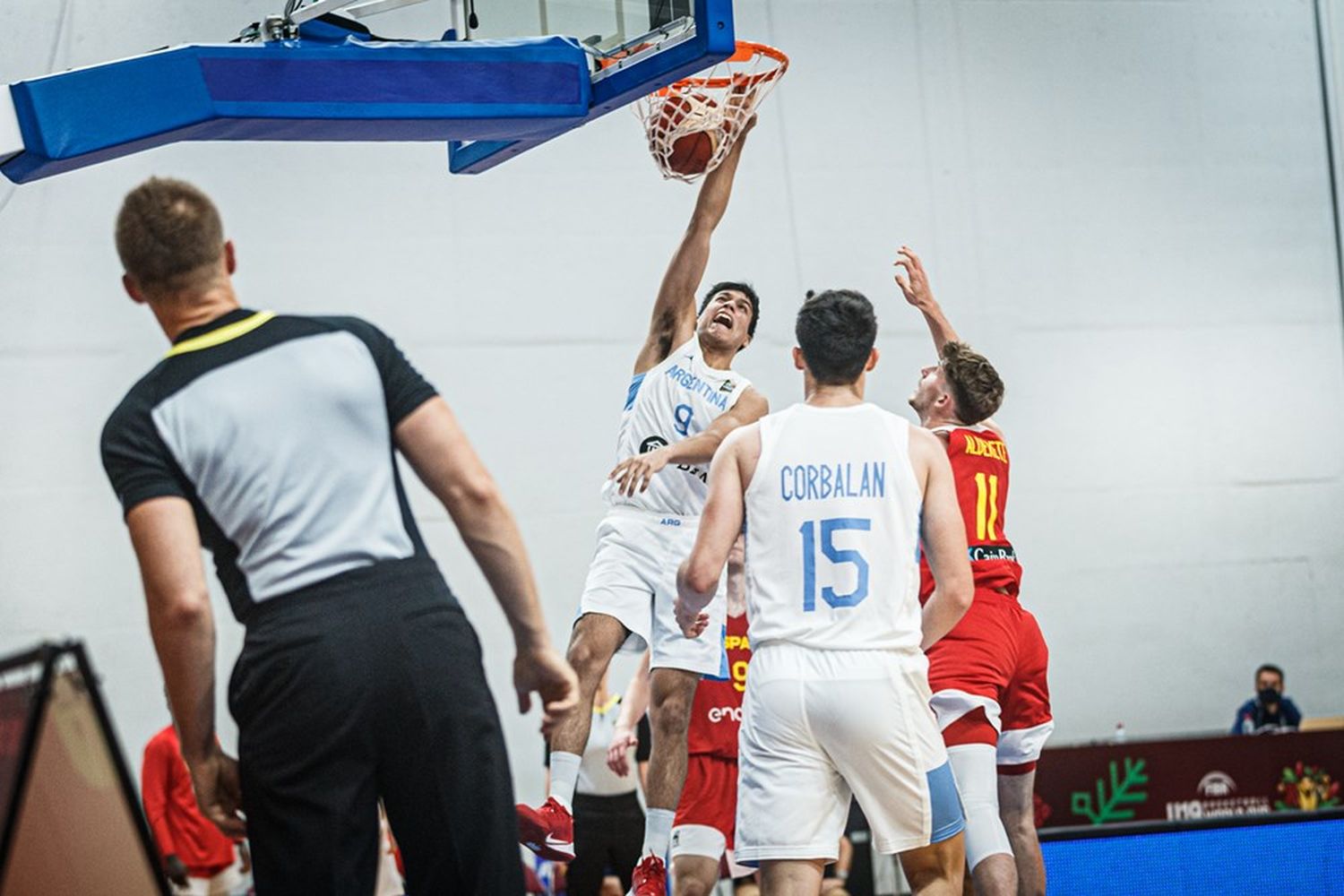Enorme triunfo de Argentina sobre España en el arranque del Mundial U19