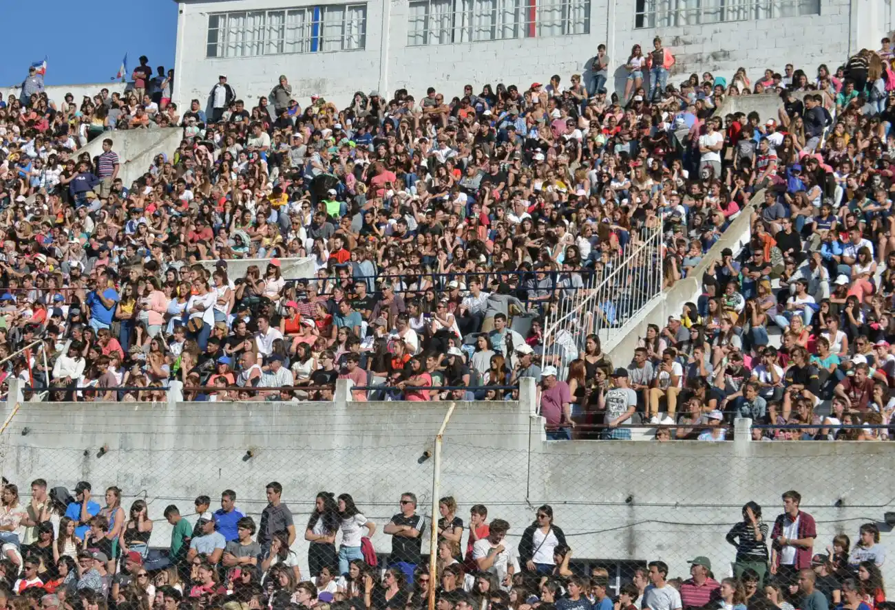 La Farándula en Ferro, una experiencia “absolutamente favorable"