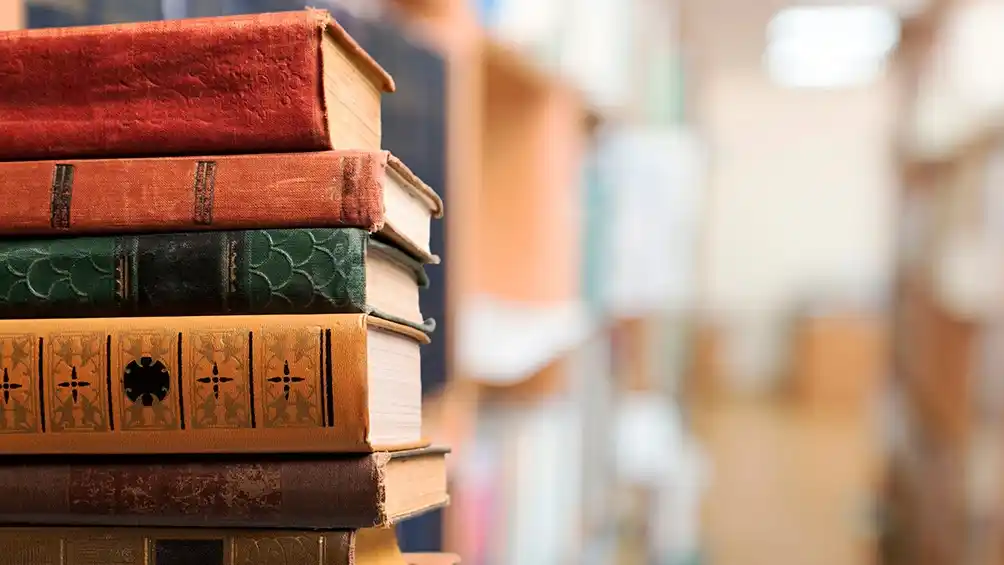 Relatos de padres: libros que serpentean entre el recuerdo, la ficción y el hallazgo inesperado