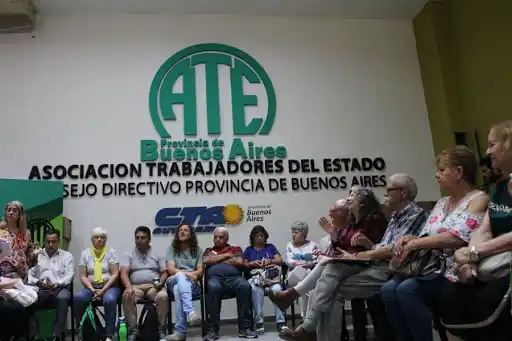 Estatales bonaerenses: Tras el reclamo, Provincia convocó a la paritaria el miércoles 23