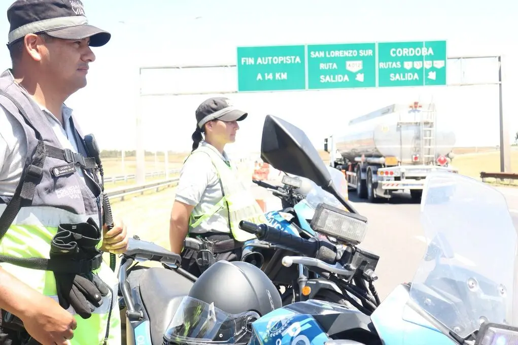 Operativo de la ASVP en la Autopista Santa Fe - Rosario