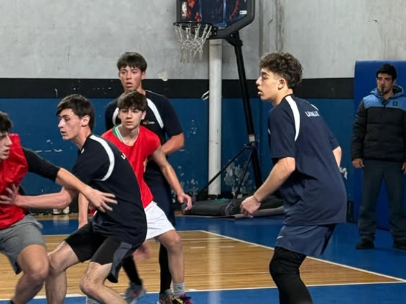 Programa Santa Fe en Movimiento: estudiantes del Colegio La Salle se consagraron campeones en Vóley y Básquet