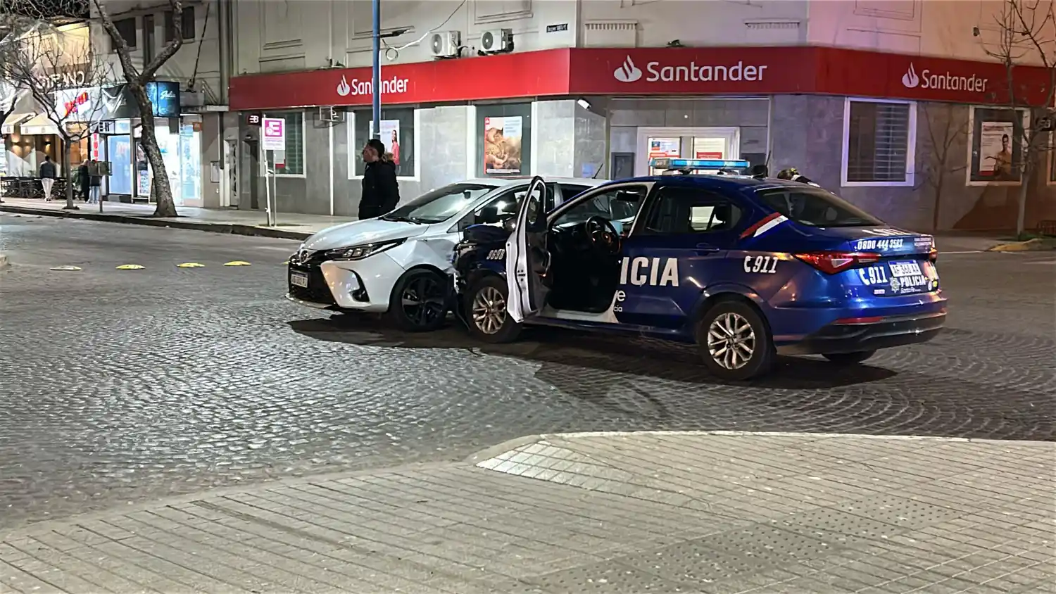 accidente patrullero policia auto centro rafaela bv santa fe - 7