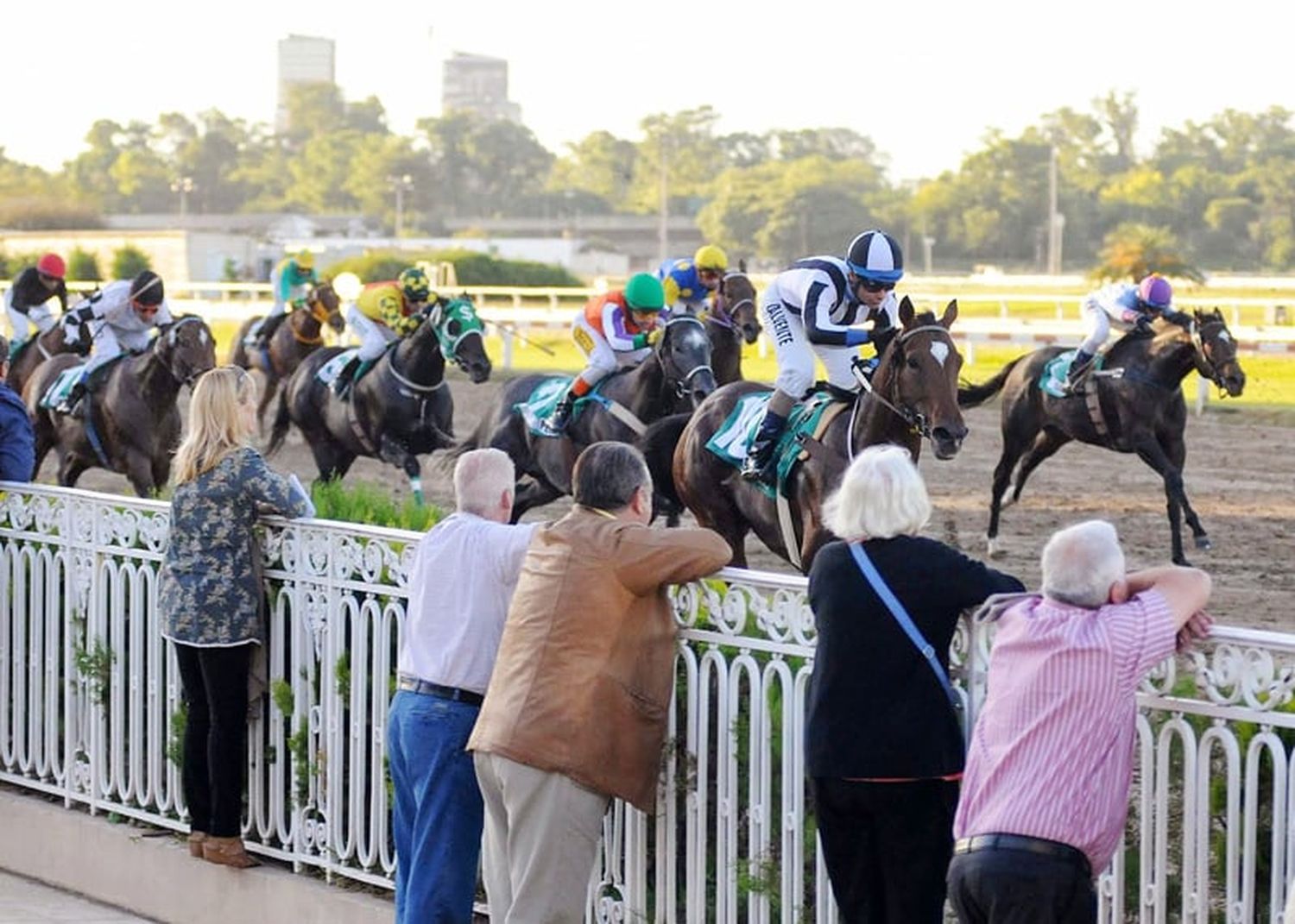 Viernes 13: Actividad Hipódromo de Palermo