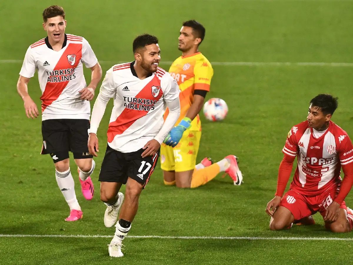 LPF: Boca recibe a Colón y River viaja a Santa Fe 