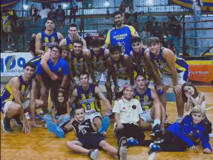 La Fiebre debutó con victoria en casa ante el juvenil Atenas.