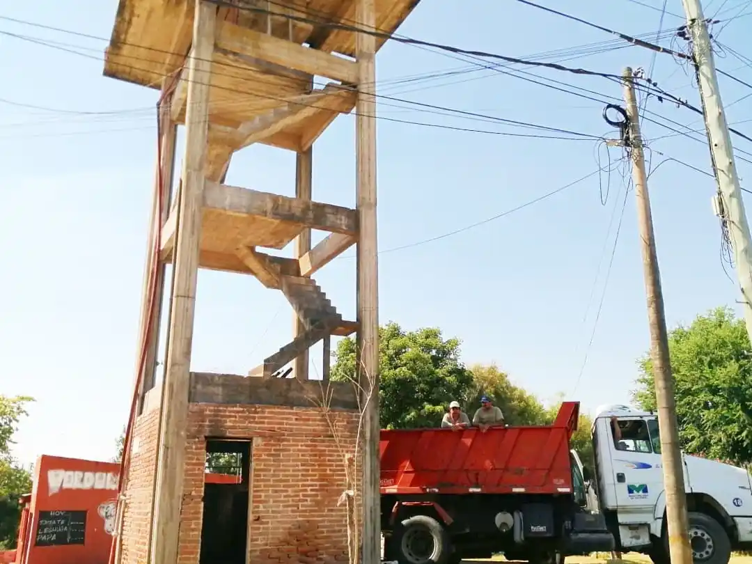 Se avanza con un nuevo pozo para el barrio Abadía