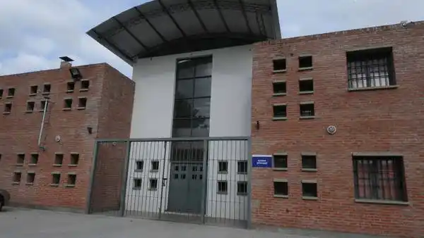 “Mejoraron las medidas de seguridad en el Centro de Menores de Batán”