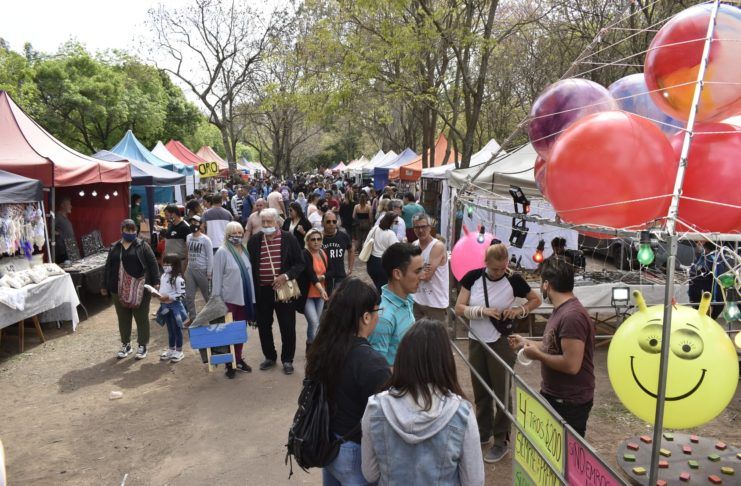 Fin de semana extralargo: “Está llegando mucha gente”