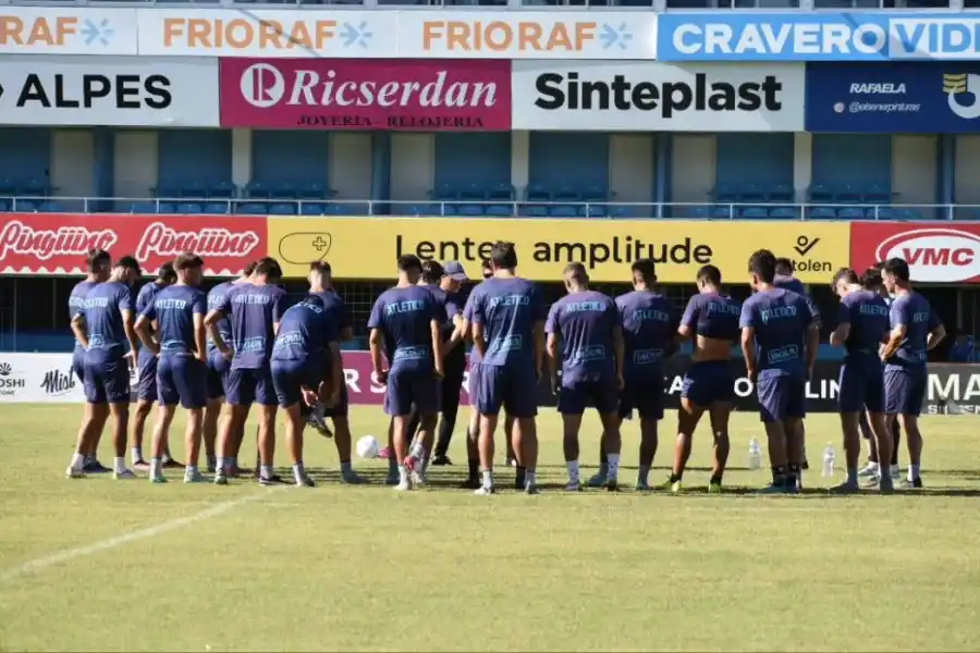 Atlético de Rafaela busca una victoria ante Brown de Adrogué