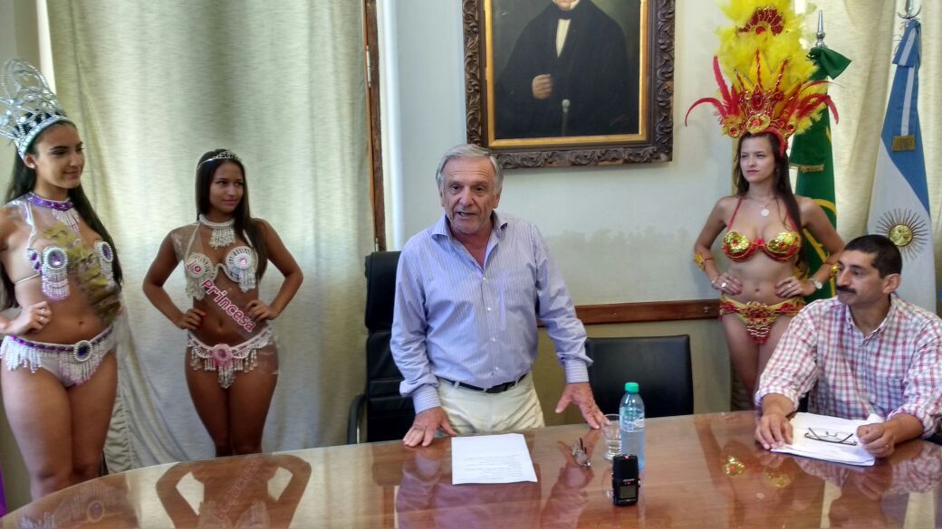 Diez mil anticipadas vendidas para el Carnaval victoriense