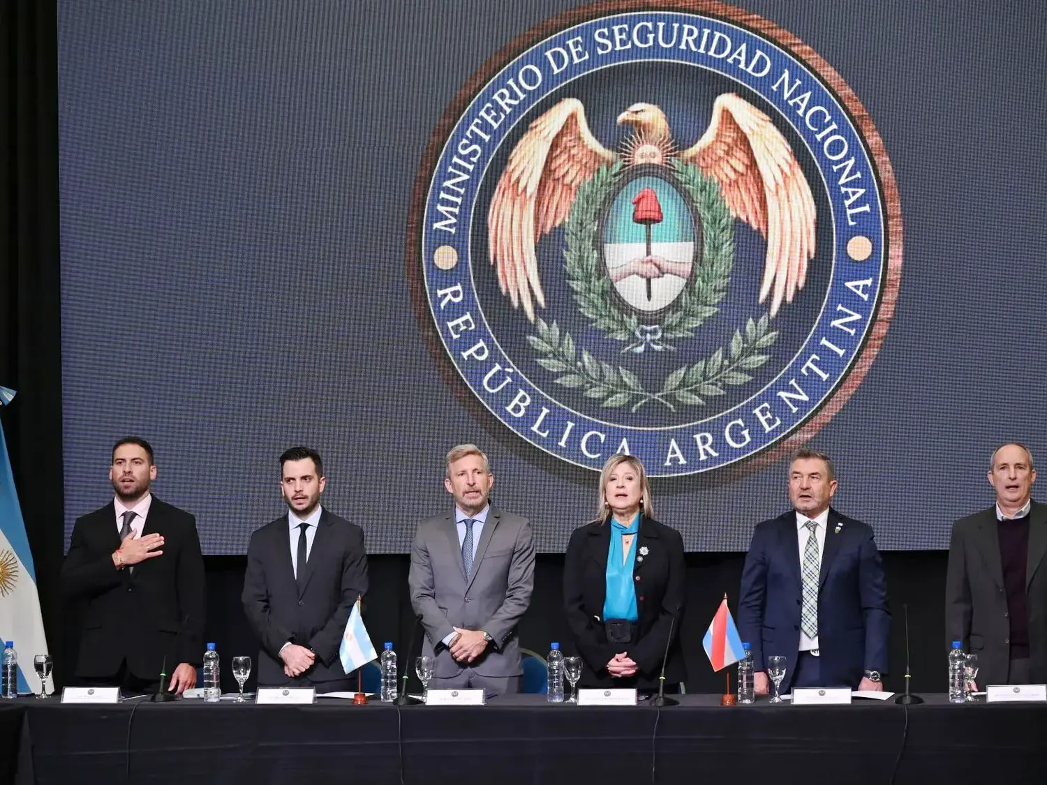 Frigerio encabezó la apertura del Consejo Federal de Seguridad Interior que sesionó en Entre Ríos