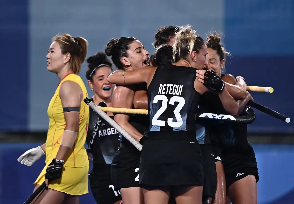 Las Leonas vencieron a China y clasificaron a cuartos de final de forma anticipada