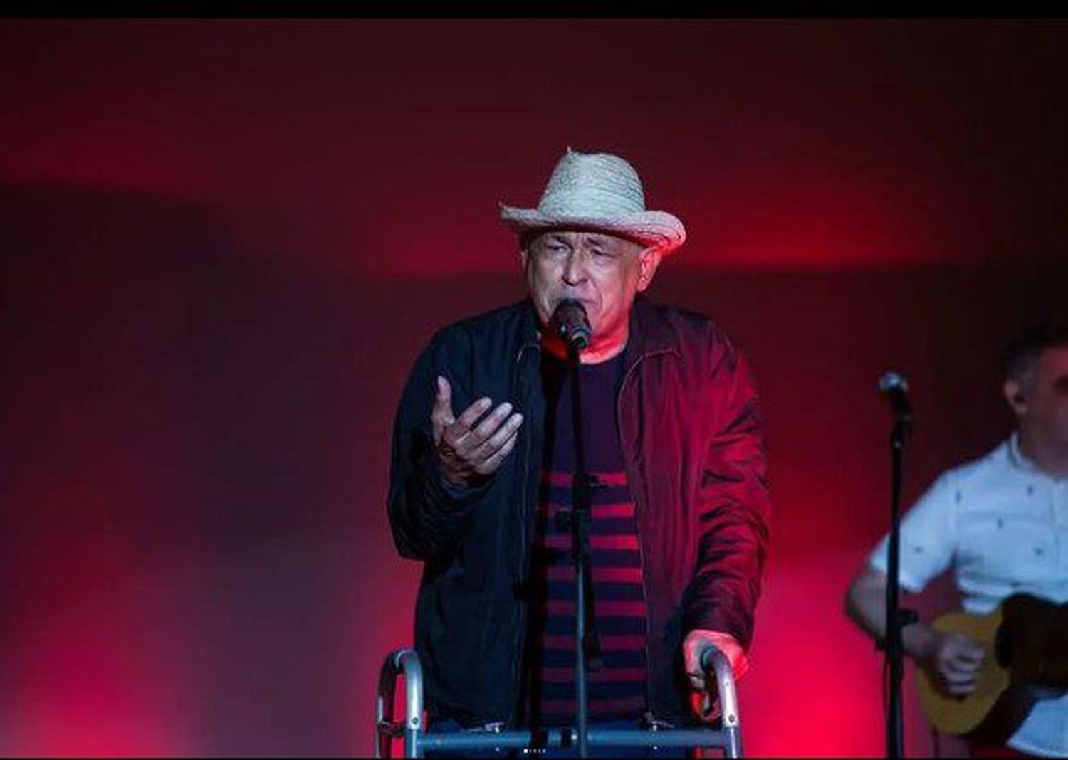 Gualberto Ibarreto sale de terapia intensiva
