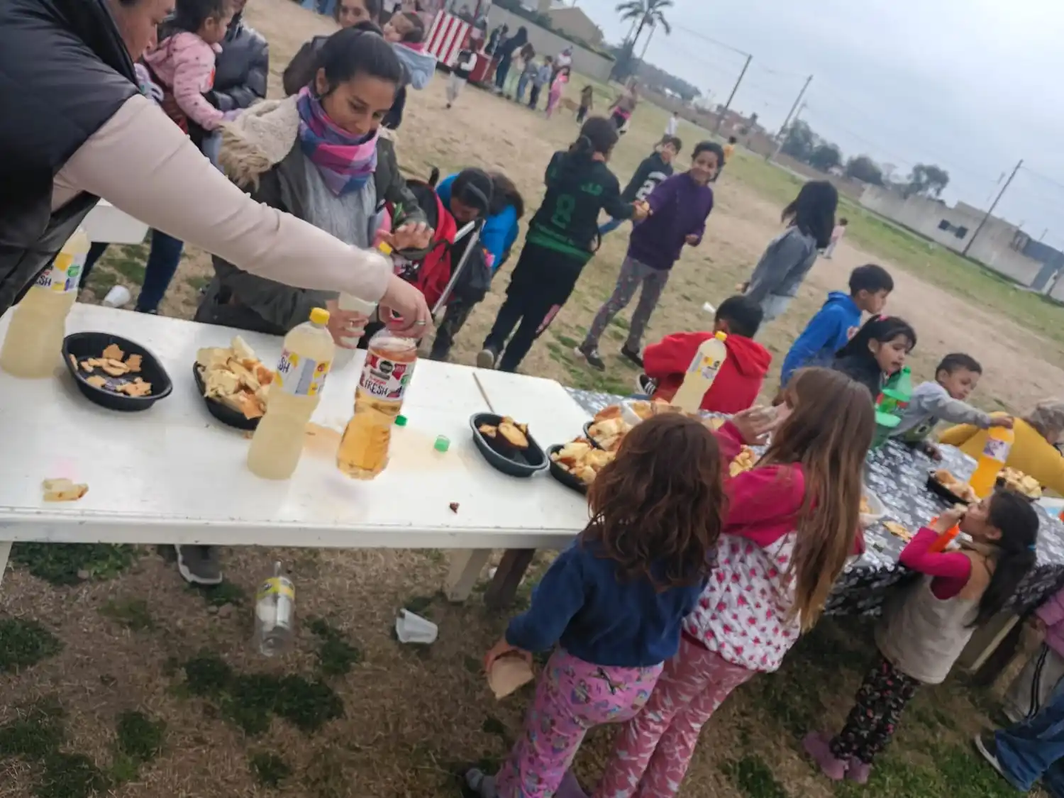 Felicitan a Lucas Cáceres por organizar festejos del Día del Niño