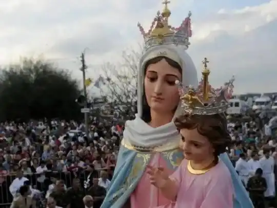 Multitudinaria peregrinación por el 42° aniversario de la Virgen de San Nicolás
