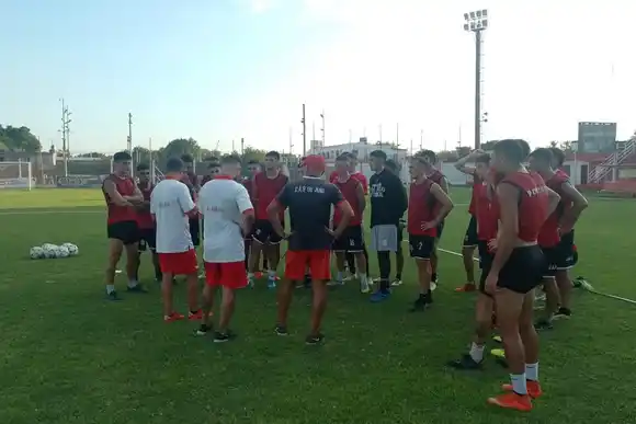 Torneo Federal A: 9 de julio suma dos refuerzos y un retorno 