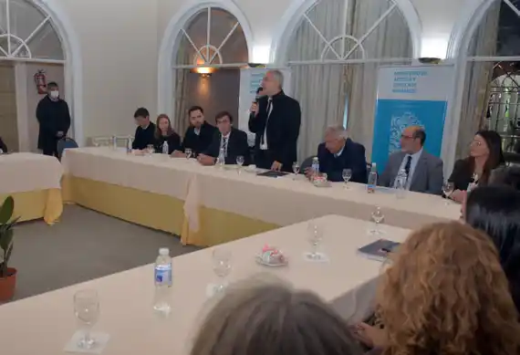 El ministro Alak anunció la inminente construcción del edificio para centralizar el Poder Judicial