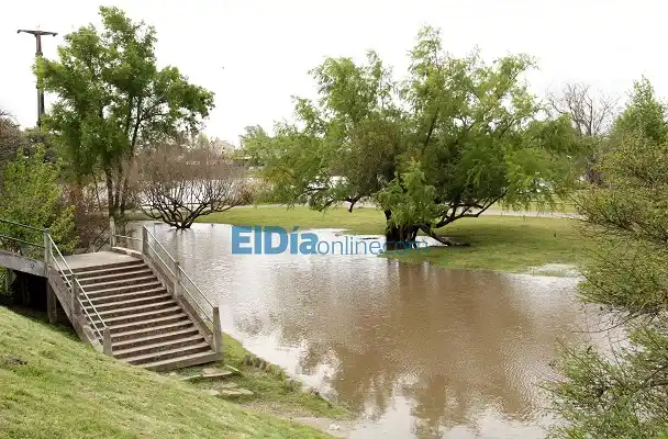 El Parque Unzué sufre las consecuencias de la subida del río